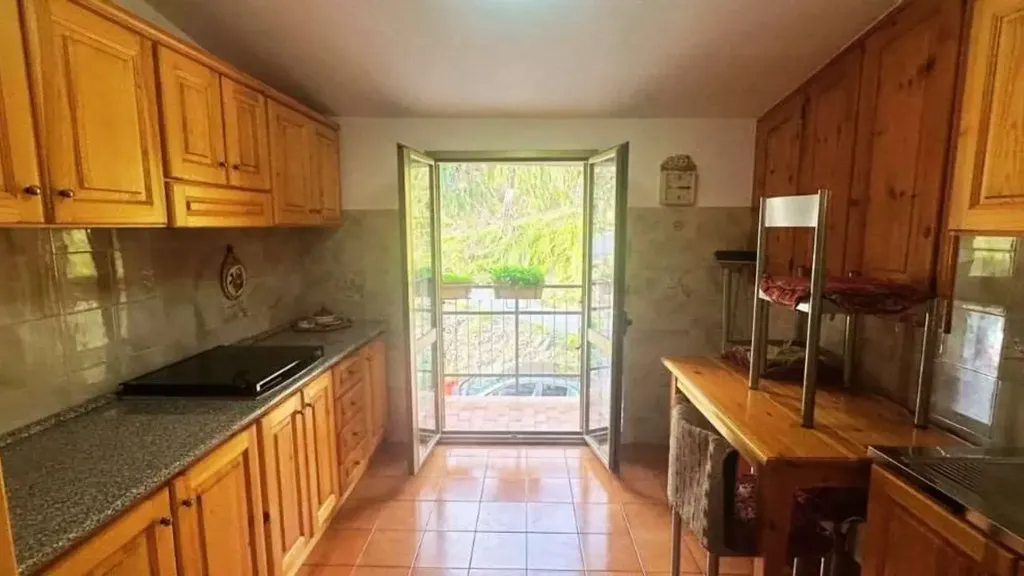 Cuisine - Rustic Apartment with Sea View in Bonifati