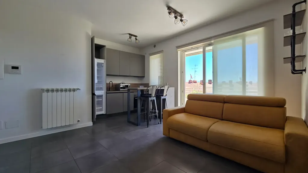 Soggiorno - Appartamento con terrazzo panoramico a Roma