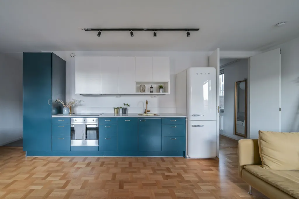 Cuisine - Modern Flat with Large Balcony in Mariehäll