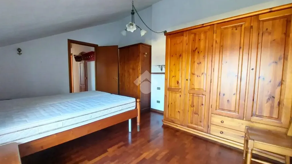 Magamistoad - Top-Floor Flat with Balconies in Vittuone