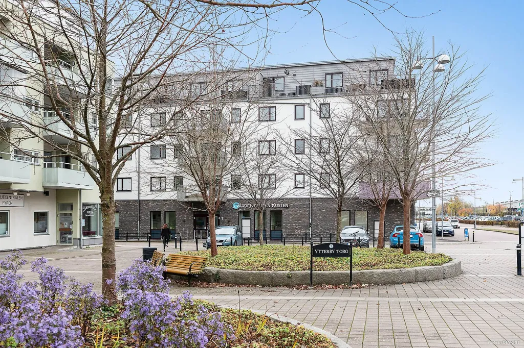 Jardin - Modern Apartment with Garden in Ytterby