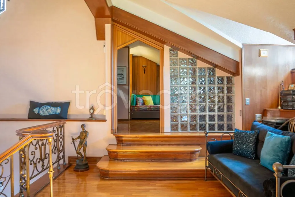 Pièces - Prestigious Apartment with Panoramic View in Turin