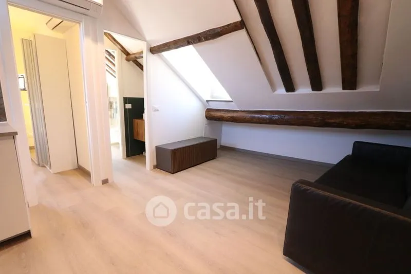 Pièces - Rustic Loft with City View in Genoa