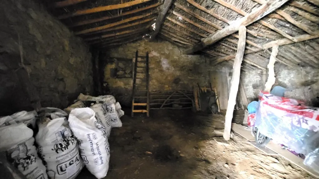 Lavanderia - Barn with Land in Tornadizos de Ávila