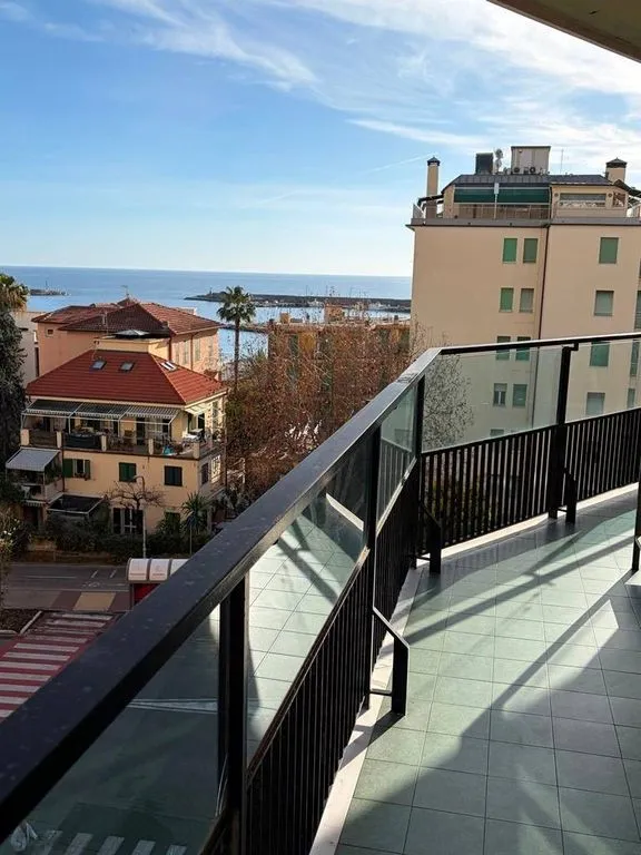 Balcon - Luxury Flat with Sea Views in Sanremo