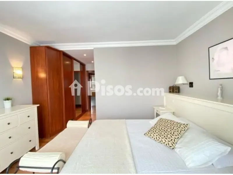 Chambres - Apartment with Balcony in Algorta Centre