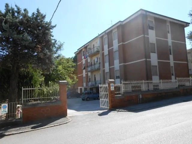 Välivaade - Apartment with Private Garage in Jesi