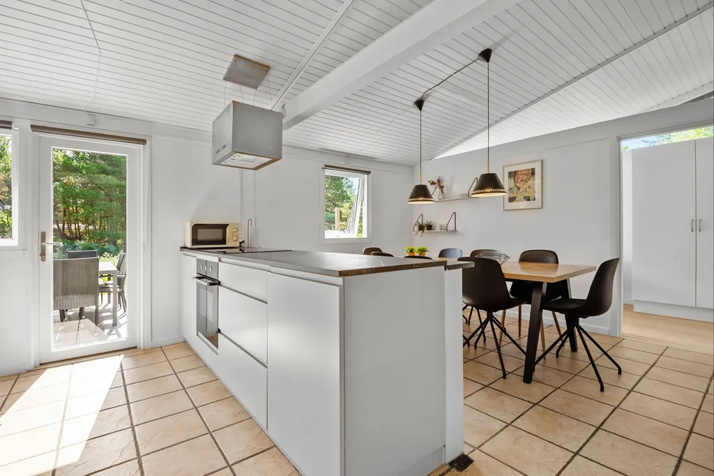 Cuisine - Spacious Holiday Home with Garden on Rømø