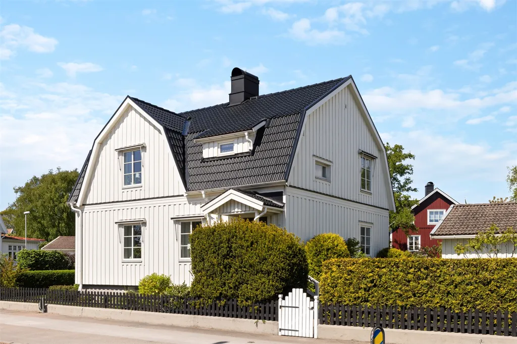 Välivaade - Charming 1933 Villa with Garden in Central Location