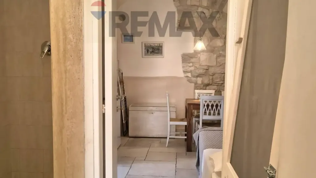 Esik - Rustic-Modern Apartment in Trani