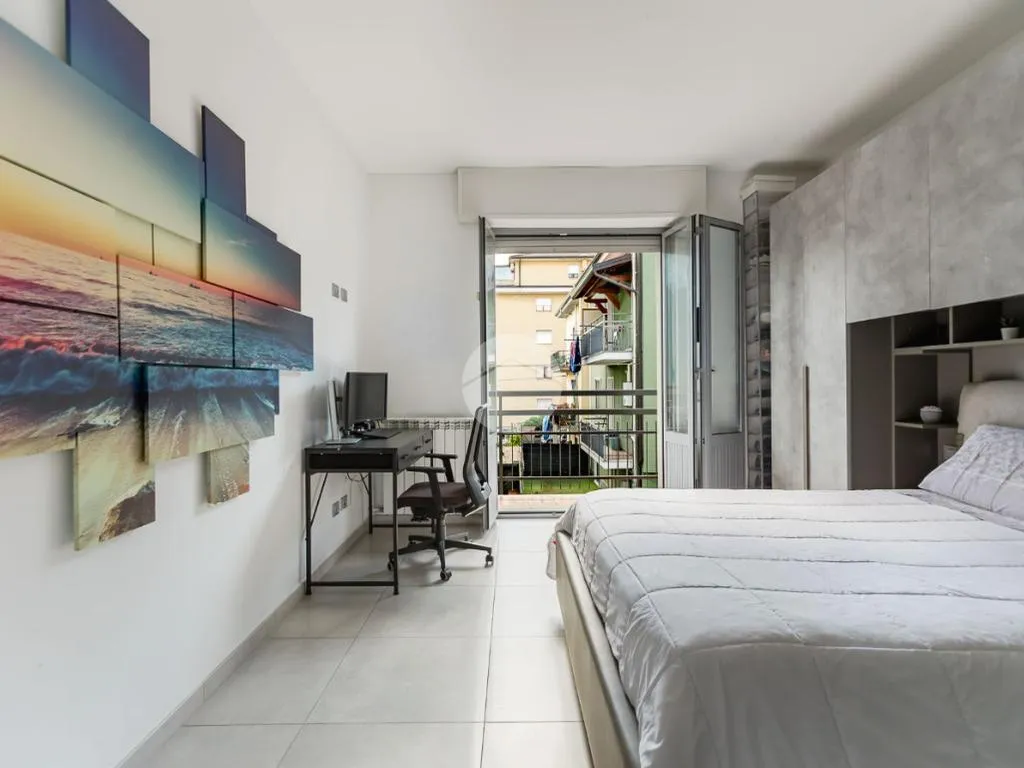 Magamistoad - Rear-Facing Two-Bedroom Flat in Bollate