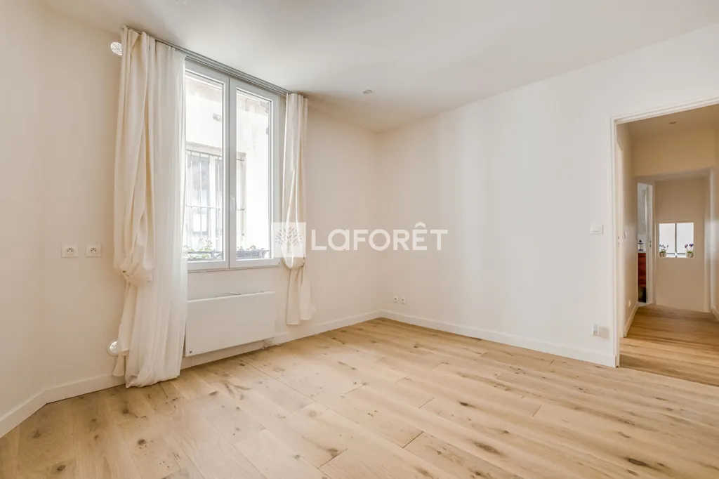 Toad - Renovated 2-Bedroom Flat in Paris 14th