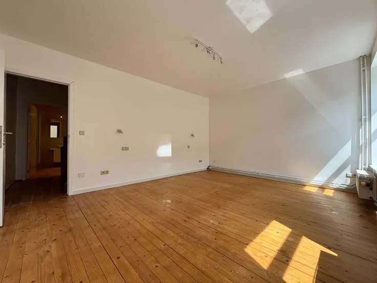 Pièces - Appartement Rénové 3 Chambres au Centre de Perwez