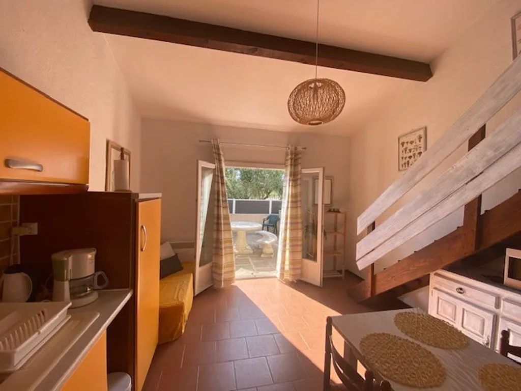 Cuisine - Maison de Luxe avec Piscine à Cabrières