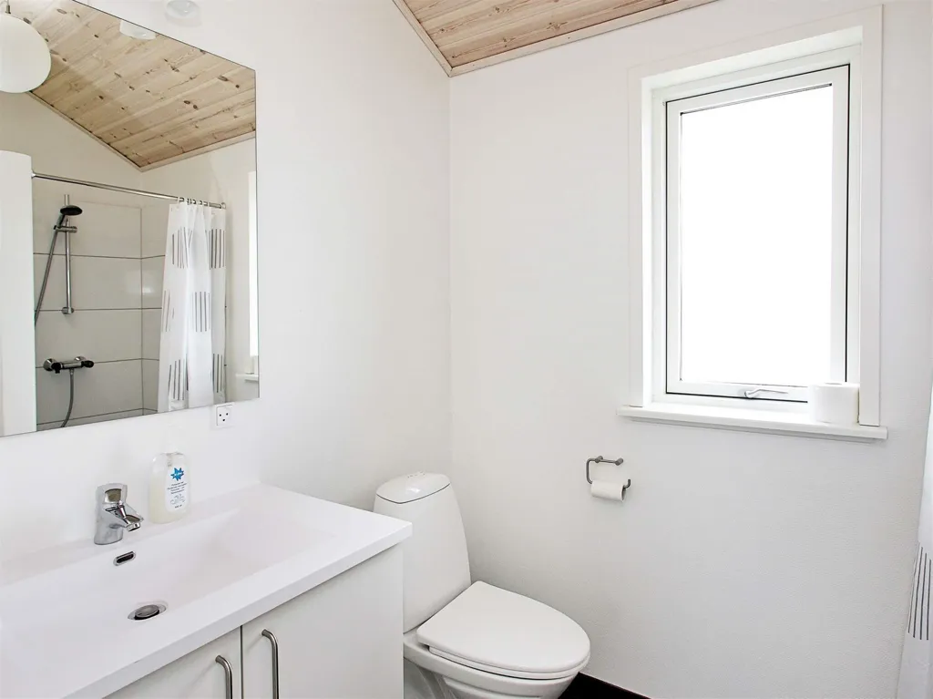 Salles de bain - Activity House with Spa near Coast in Denmark