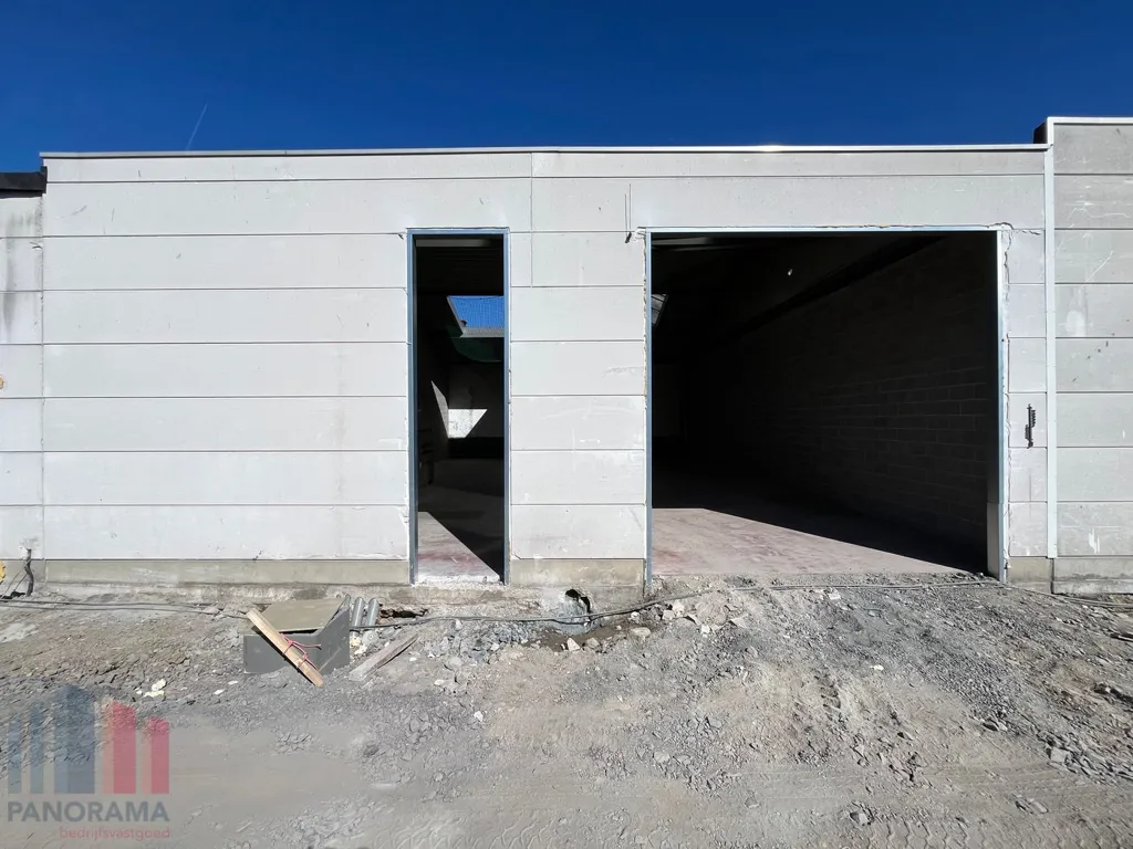 Välivaade - New Industrial Building with 2 Parking Spots in Herzele