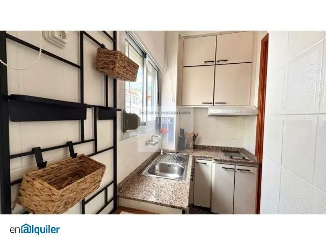 Cuisine - Studio with Balcony in Ensanche Area