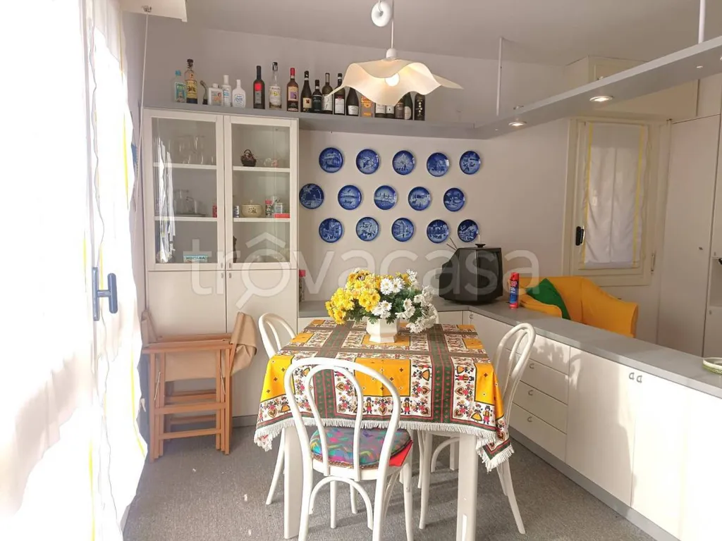 Söögituba - Spacious Studio with Balcony in Frabosa Sottana