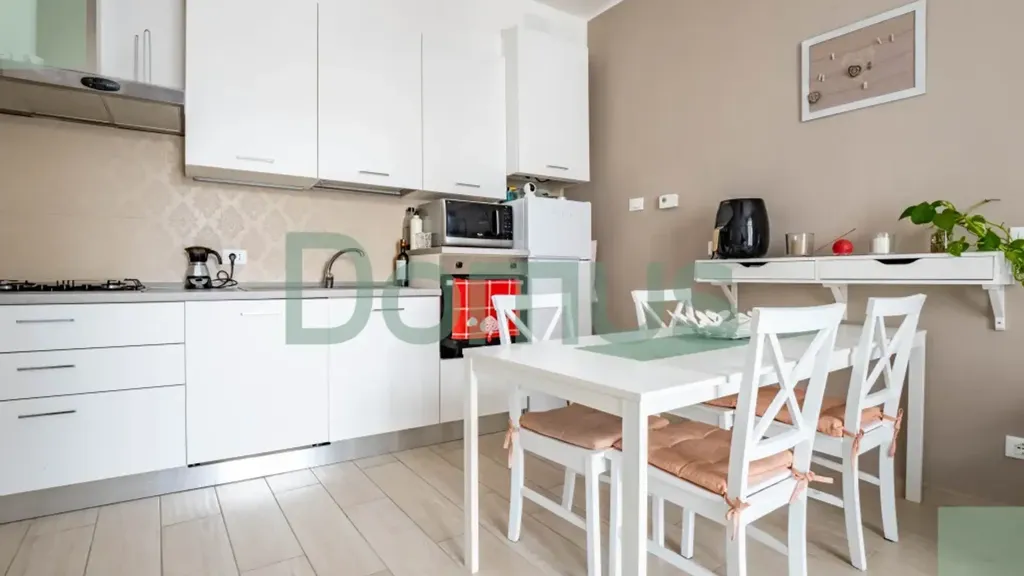 Köök - Rearfitted Apartment with Balcony in Cesena