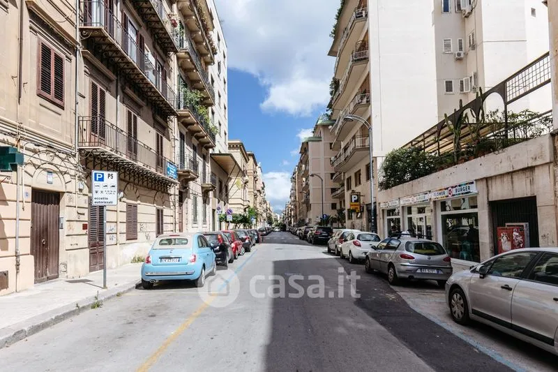 Extérieur - Brightly Laid-out Flat with Balcony in Palermo
