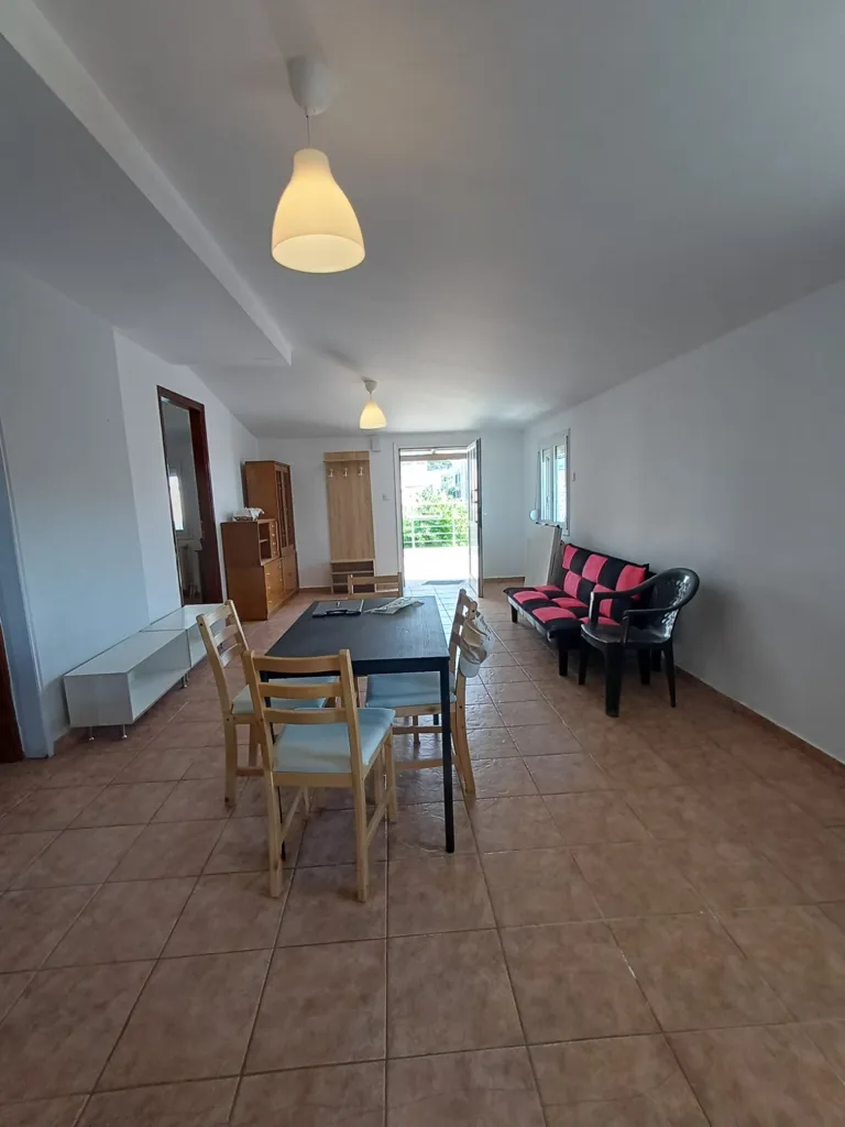 Salle à manger - Flat with Panoramic View in Thessaloniki Suburbs