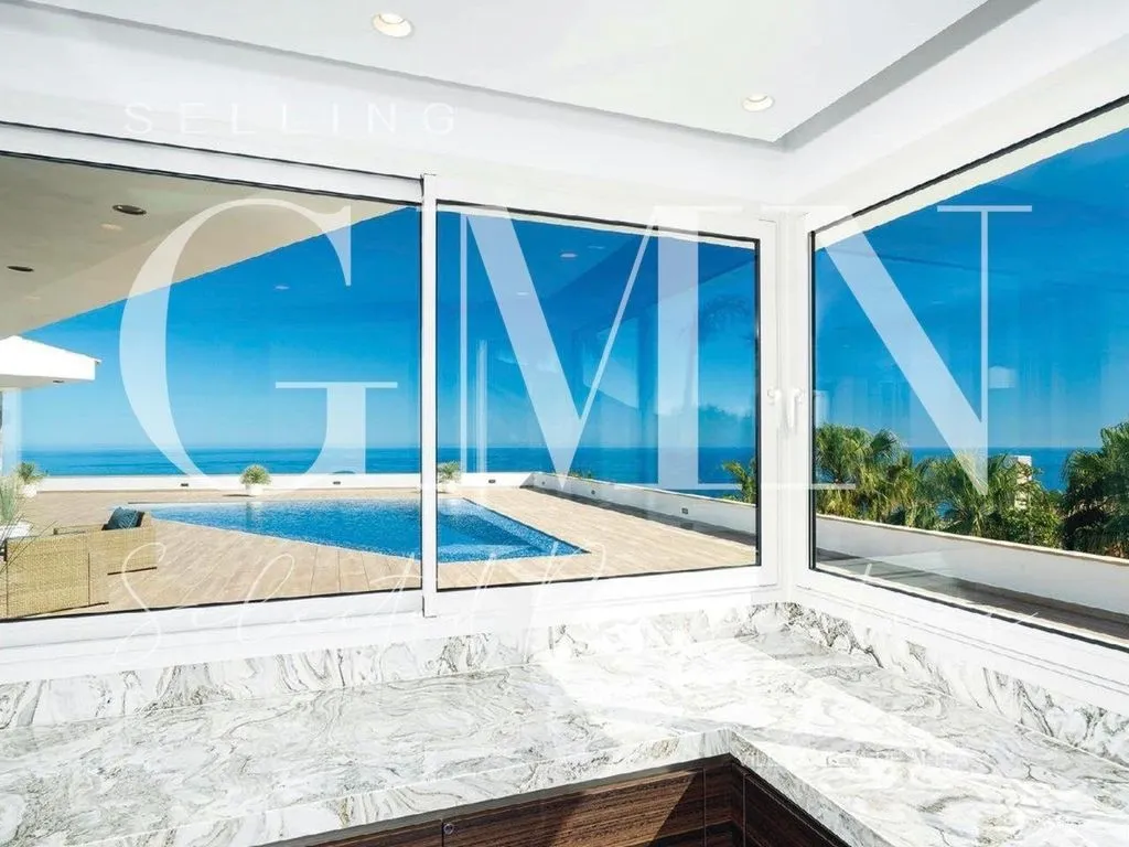 Terrace - Luxury Villa with Sea View in Altea