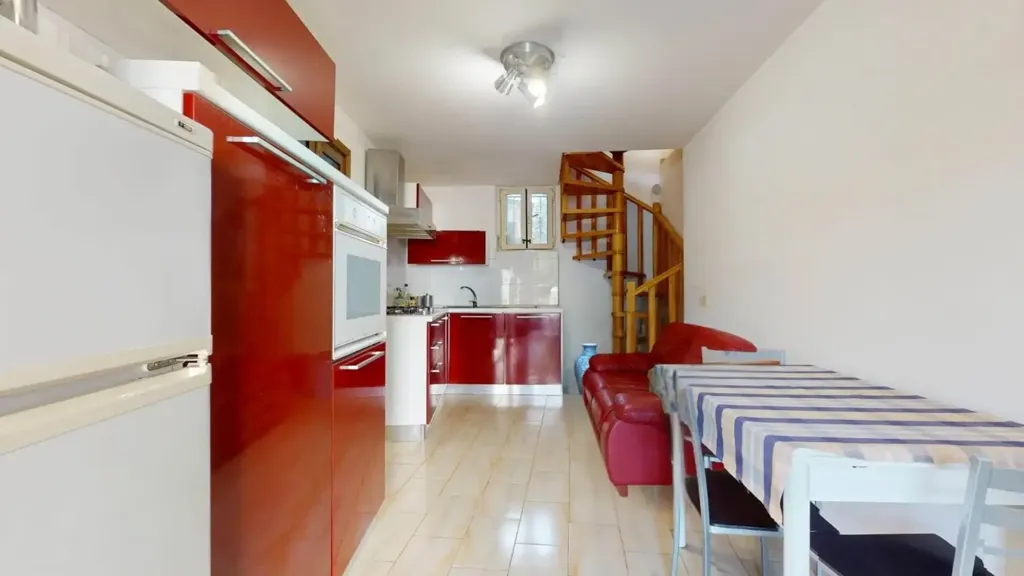 Cuisine - Historic Townhouse with Two Entrances in Assisi
