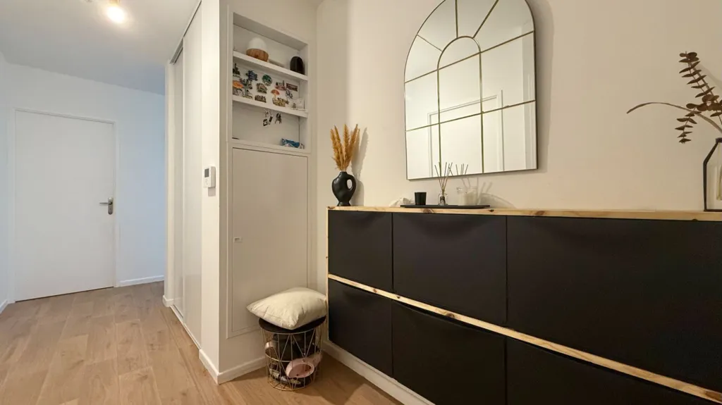 Entrée - Appartement 3 Pièces avec Balcon Sud/Est à Corbeil-Essonnes