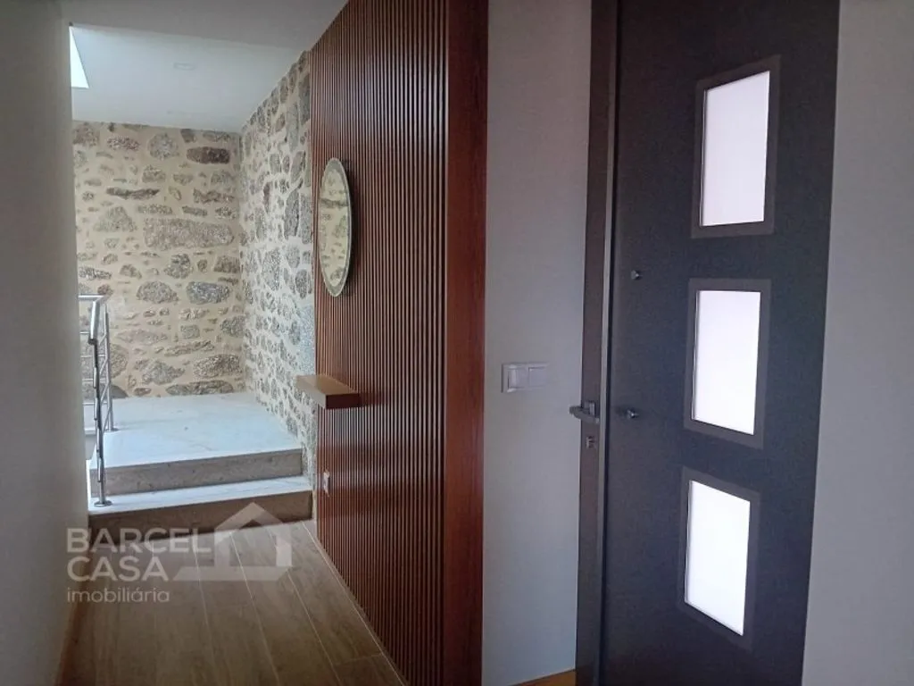 Entrée - Luxury House with Stone Architecture in Barcelos
