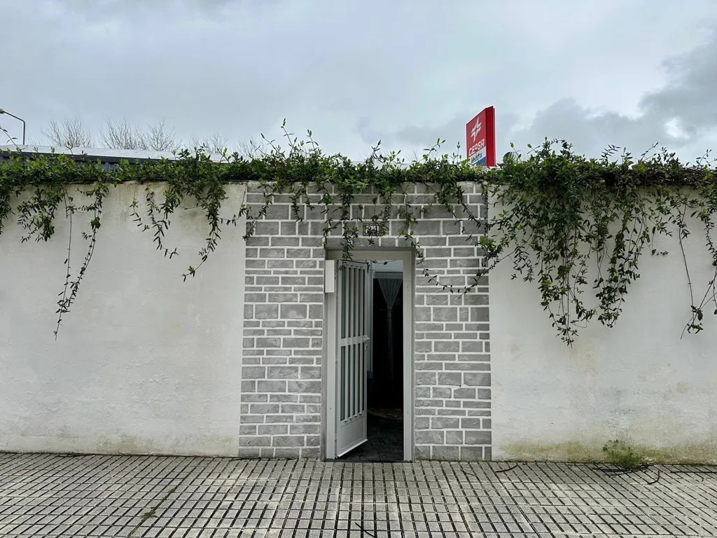 Aed - Chalet with Commercial Space in Arroyo De La Luz