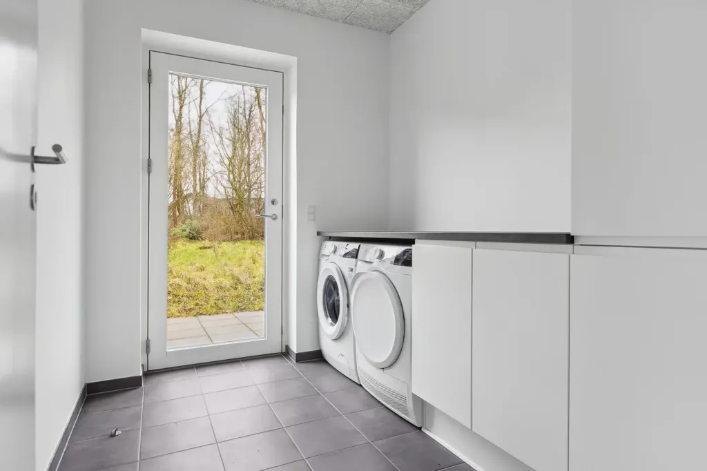 Buanderie - Modern House with Balcony in Kolding