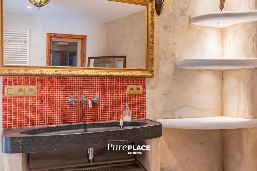 Salles de bain - Maison d'Hôtes de Caractère avec Piscine à Félines-Termenès