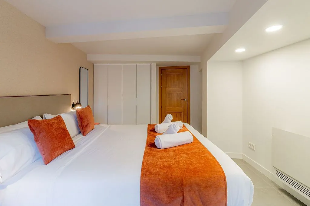Chambres - Furnished Flat with Air Conditioning in Madrid