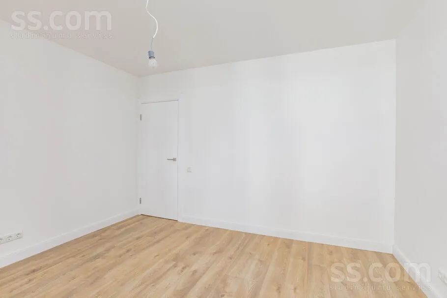 Pièces - Fully Renovated Flat with Secure Parking in Riga Centre