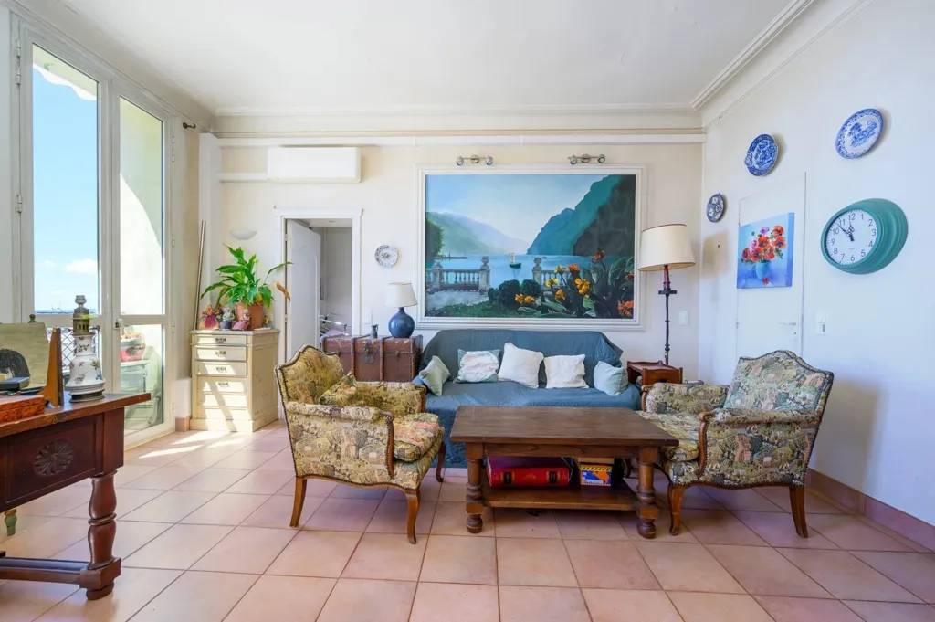 Séjour - Appartement Luxueux avec Vue Mer à Cannes