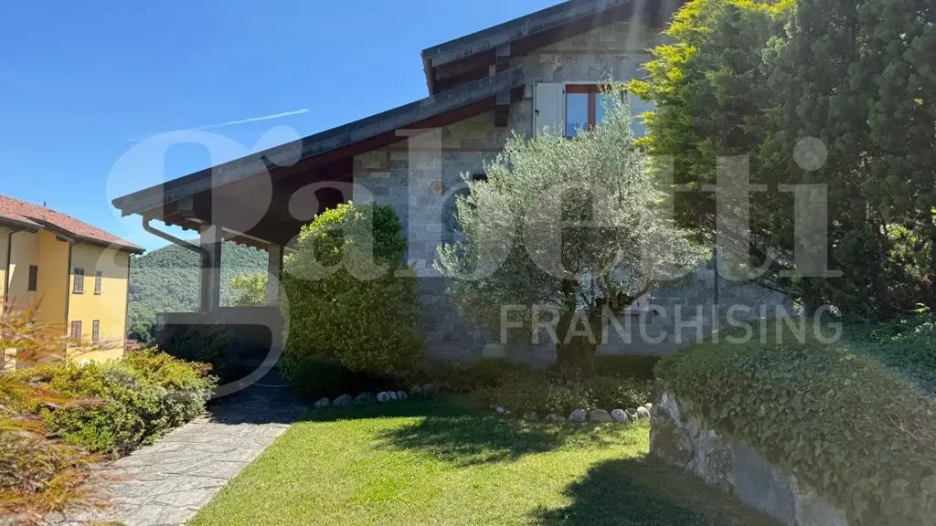 Esterno - Panoramic Villa with Garden in Asso (CO)