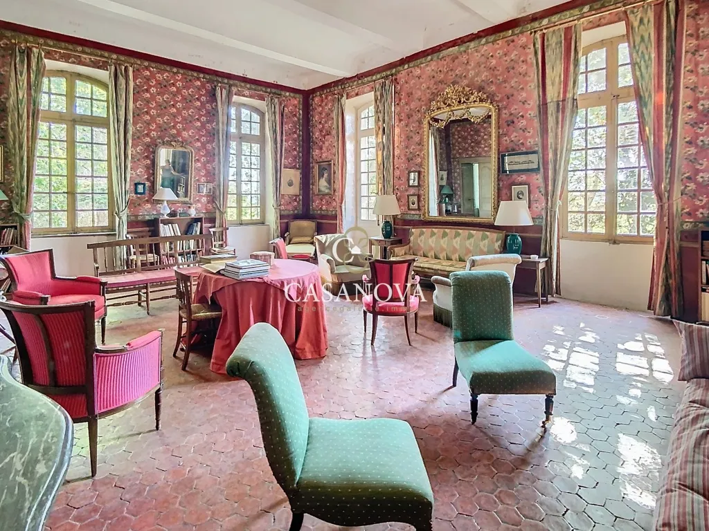 Séjour - Maison de Maître avec Dépendances entre Montpellier et Béziers