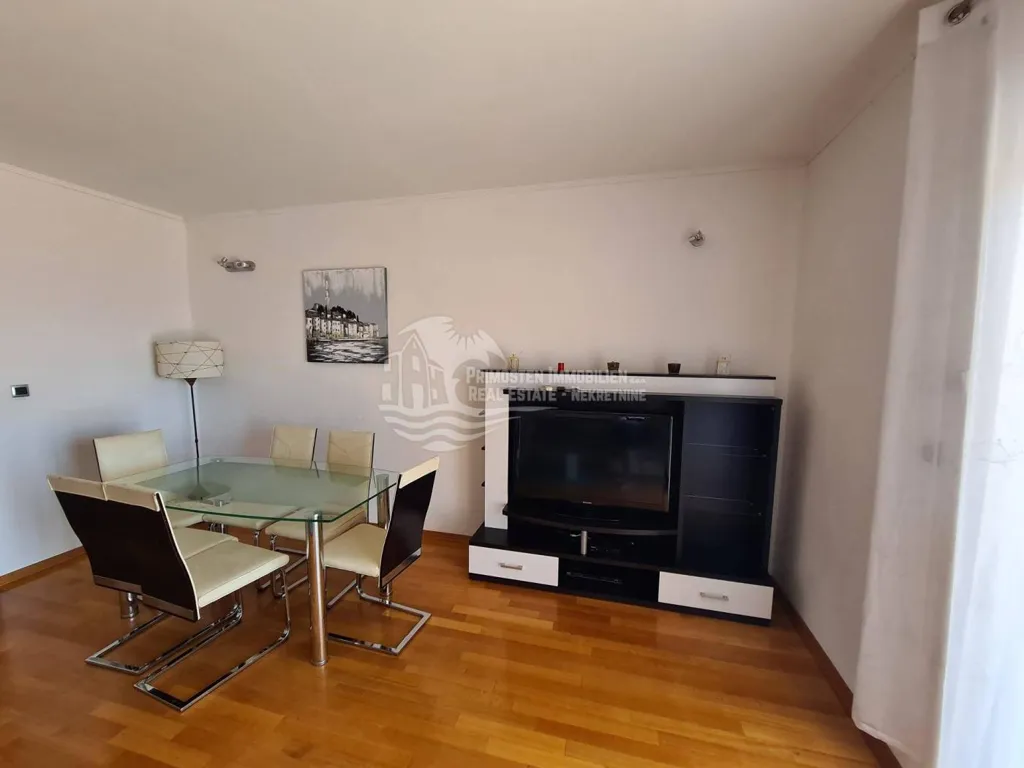 Söögituba - Penthouse with Sea View near Trogir