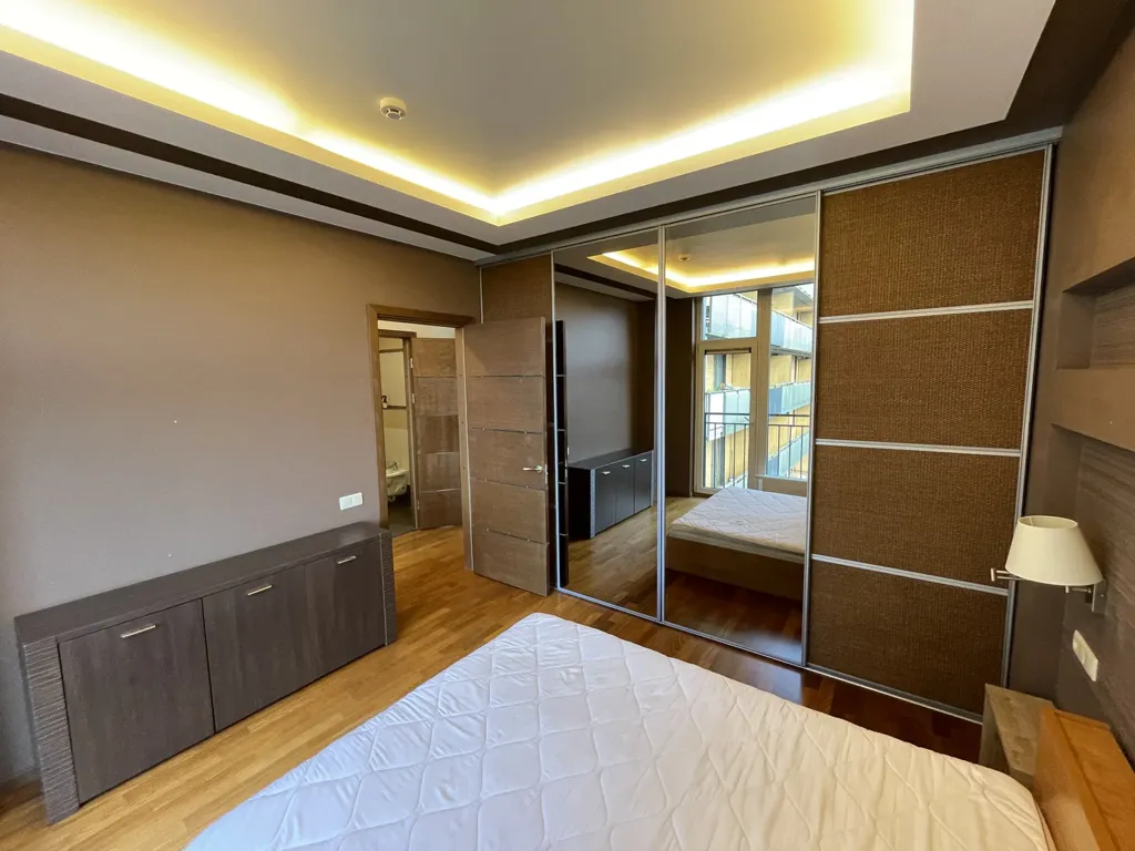 Chambres - Modernised Apartment with Park View in Verkiai