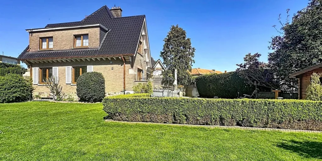 Aed - Villa with Pool and Project Land in Groot-Bijgaarden
