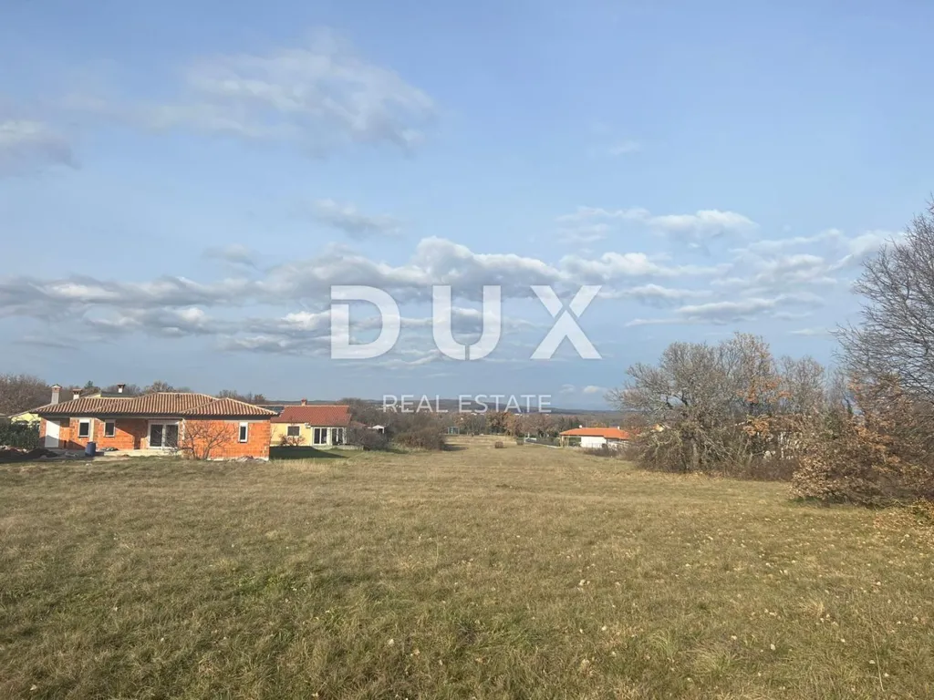 Jardin - Building Plot with Nature View in Labin, Istra