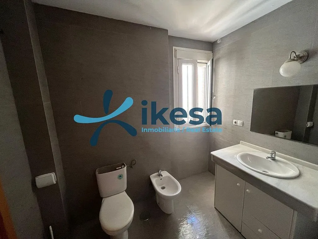 Salles de bain - Terraced House to Renovate in Santiponce