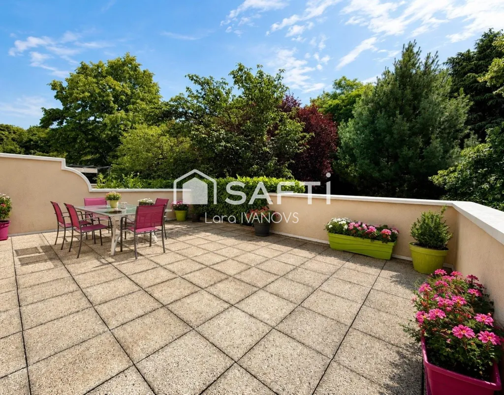 Terraza - Apartment with Terrace in Noisy-Le-Grand