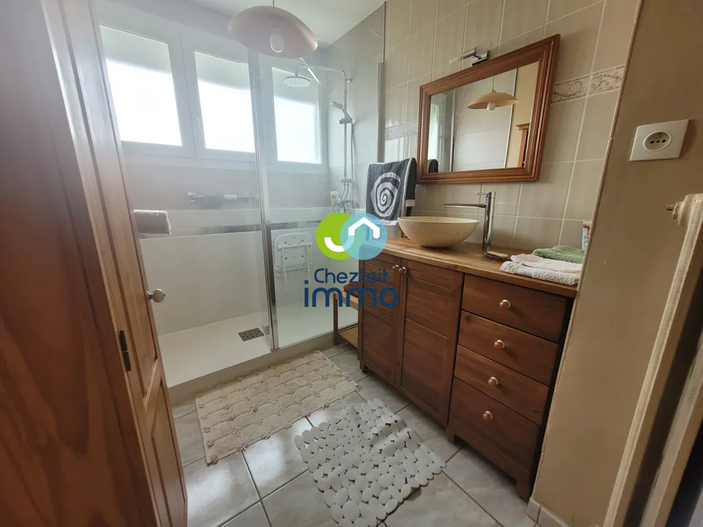 Salles de bain - Maison 6 Pièces avec Garage à Liévin