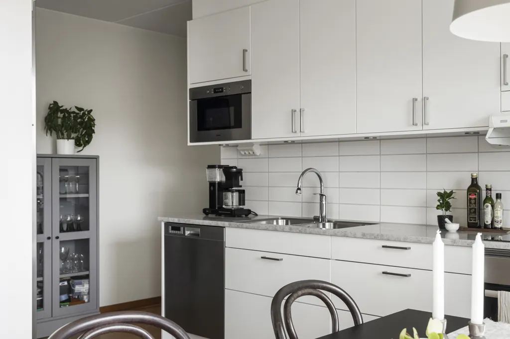 Cuisine - Apartment with Balcony in Gråbo Centre