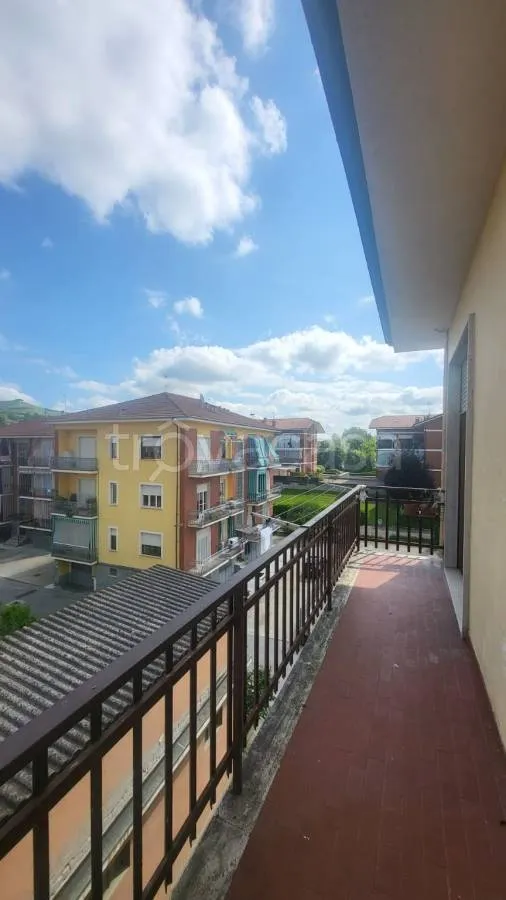Rõdu - Central Apartment with Balcony in Canale