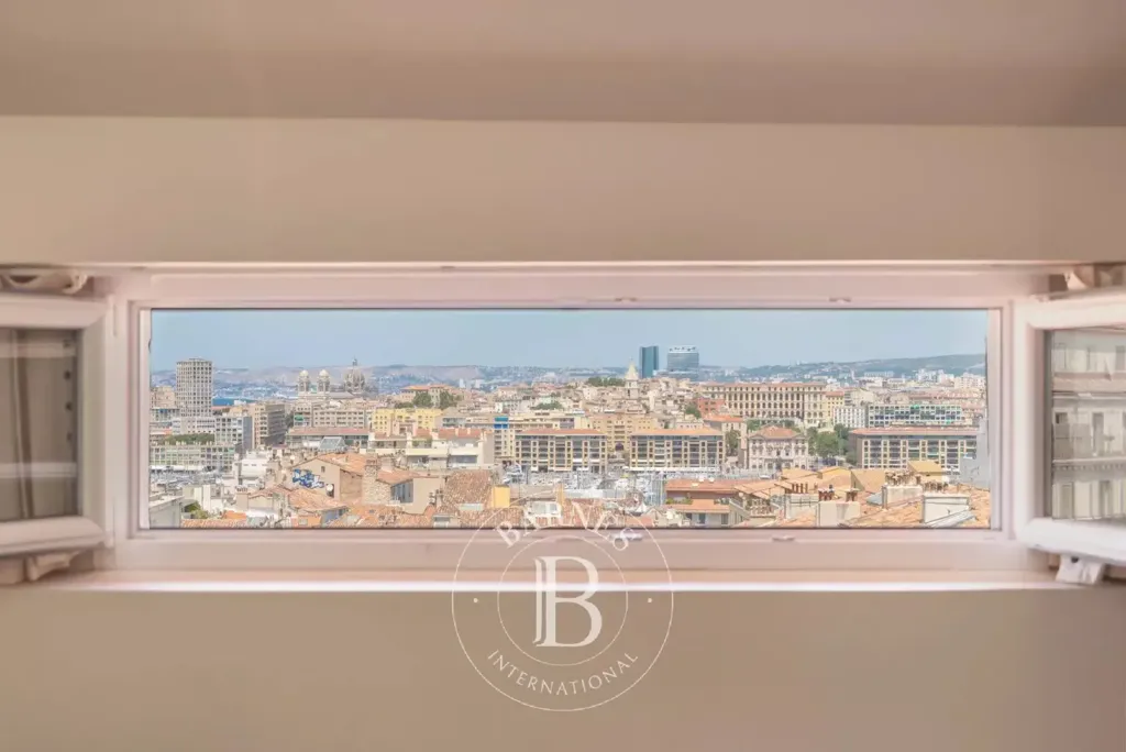 Toad - 4-Bed Apartment with Panoramic View in Marseille 7ème
