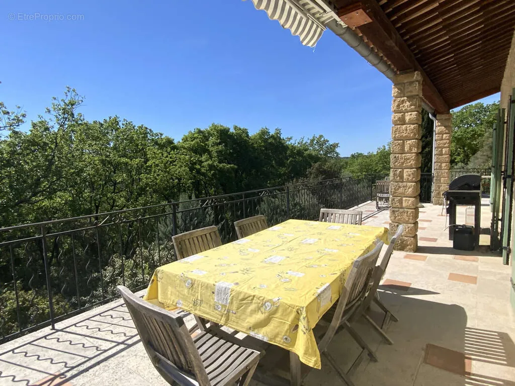 Terrass - Villa with Panoramic View near Uzès