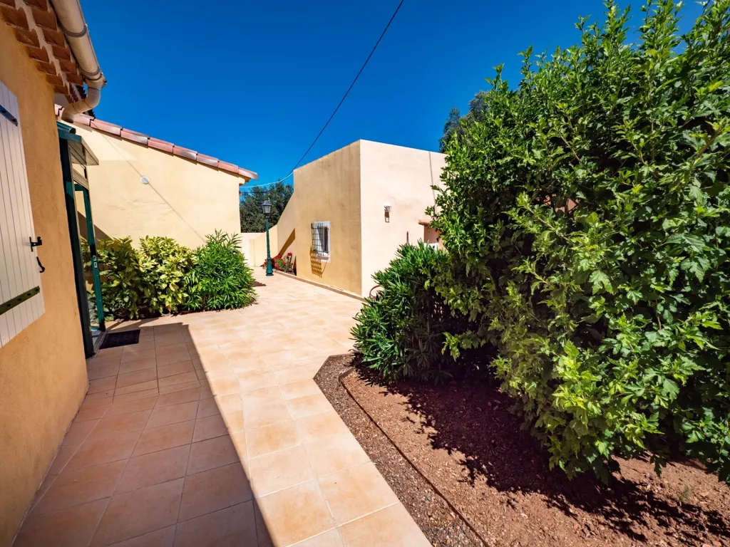 Jardin - Maison avec Vue Montagnes et Piscine à Bédarieux