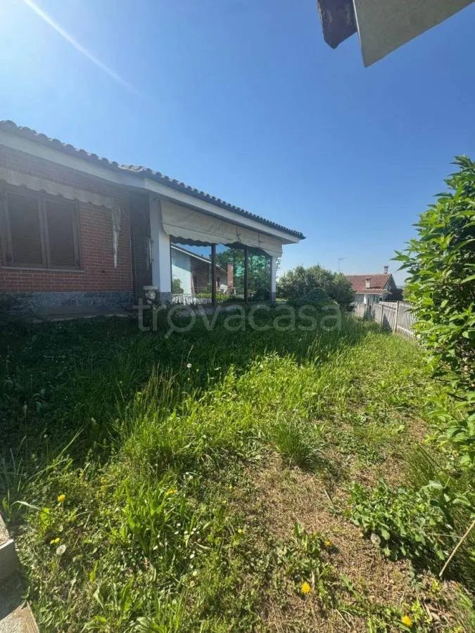 Jardin - Villa with Garden and Veranda in Pralormo